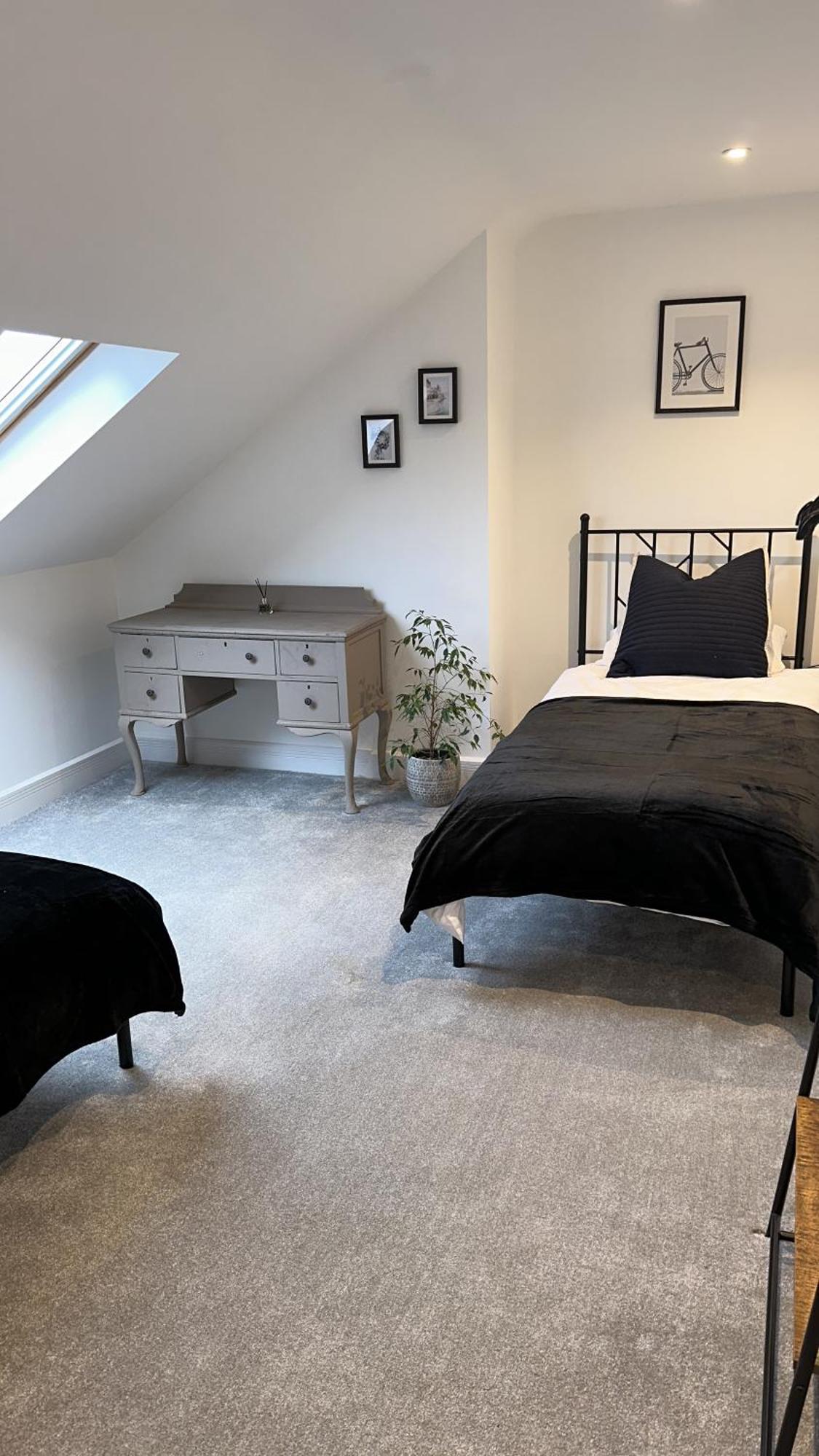 Modern Harrogate House Sleeps 10, Cinema Room & Hot Tub ภายนอก รูปภาพ